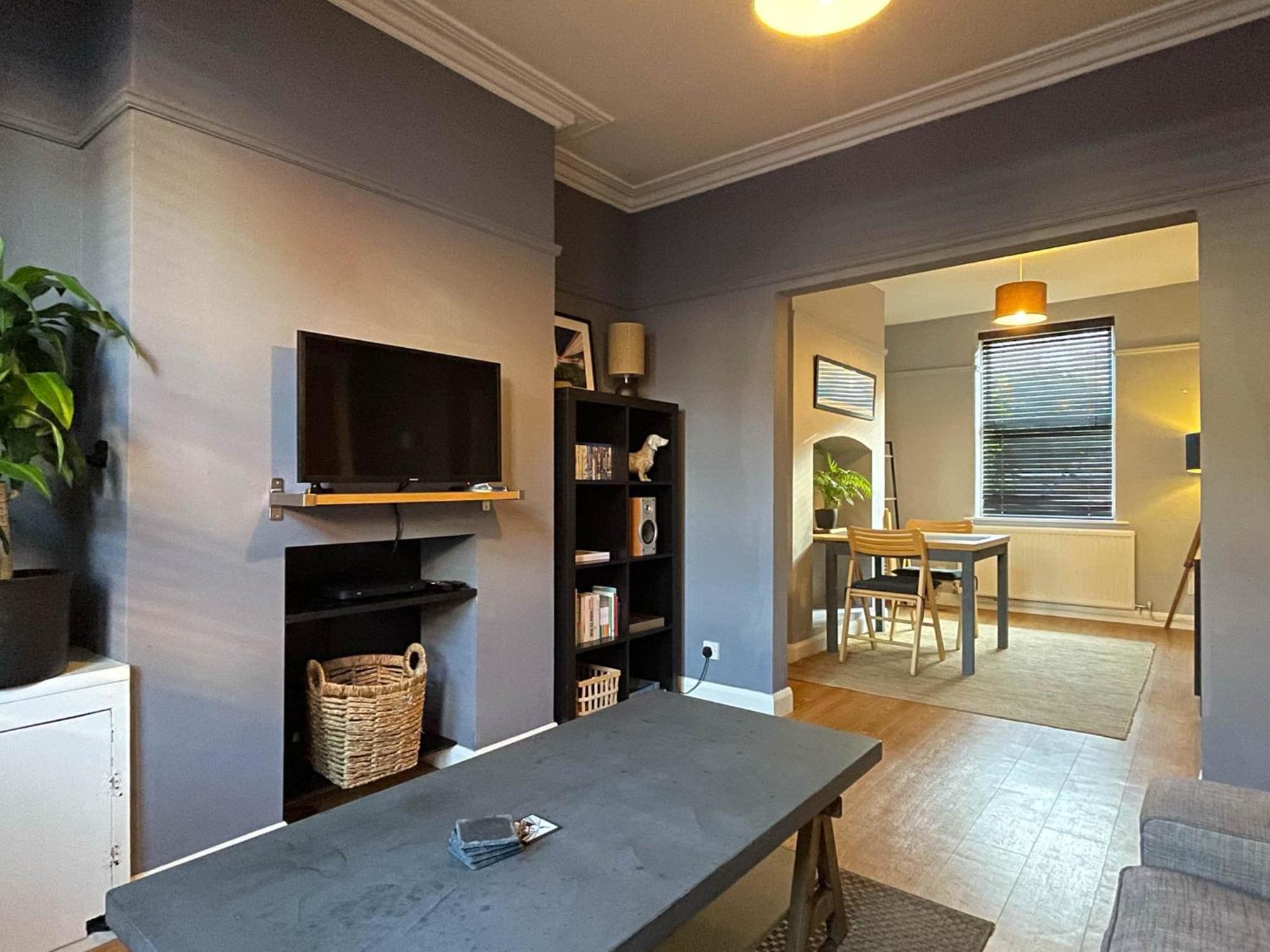 Townhouse In Trendy Suburb Of Hoole Daire Chester Dış mekan fotoğraf